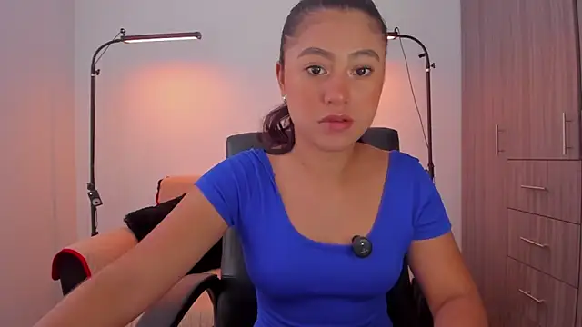 Snapshot of cloy_baby__ chatting on April 8, 2026, 11:44 am cloy baby online show from April 8, 2026, 11:44 am
