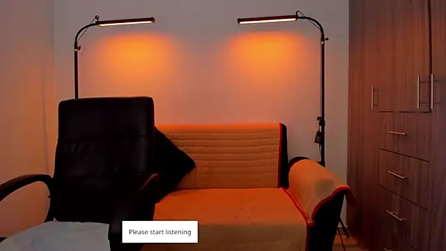 Snapshot of cloy_baby__ chatting on November 4, 2025, 10:30 am cloy baby online show from November 4, 2025, 10:30 am