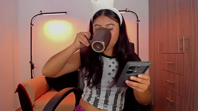 Snapshot of cloy_baby__ chatting on January 14, 2026, 10:30 am cloy baby online show from January 14, 2026, 10:30 am