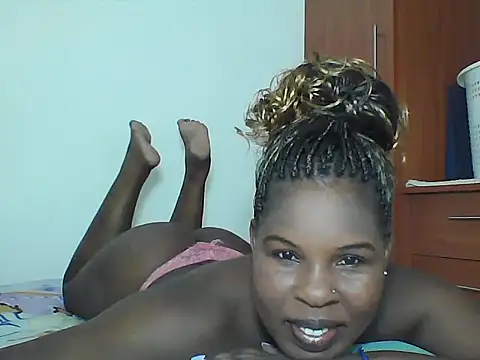 Snapshot of Sexyebonygal chatting on May 13, 2026, 4:41 am Sexyebonygal online show from May 13, 2026, 4:41 am