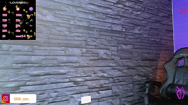 Snapshot of Lilith_Zen chatting on February 7, 2025, 4:06 am Lilith Zen online show from February 7, 2025, 4:06 am