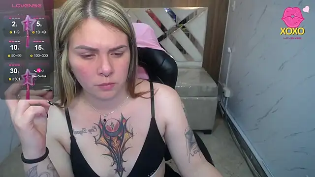 Paula b  online show from April 9, 2026, 12:44 pm