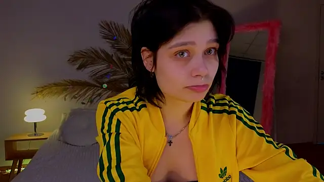 Snapshot of ari_rari chatting on March 5, 2025, 12:49 am ari rari online show from March 5, 2025, 12:49 am