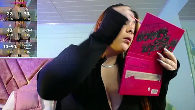 Layna cold online show from October 1, 2025, 12:53 pm