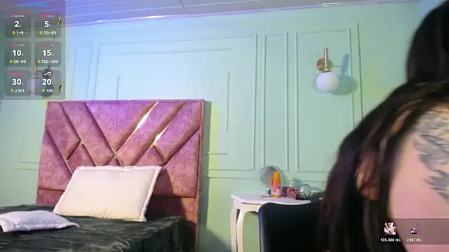 Layna cold online show from December 2, 2025, 12:40 pm