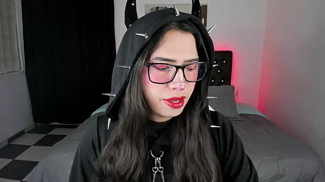 paula kawaiifu  online show from March 22, 2025, 2:03 pm