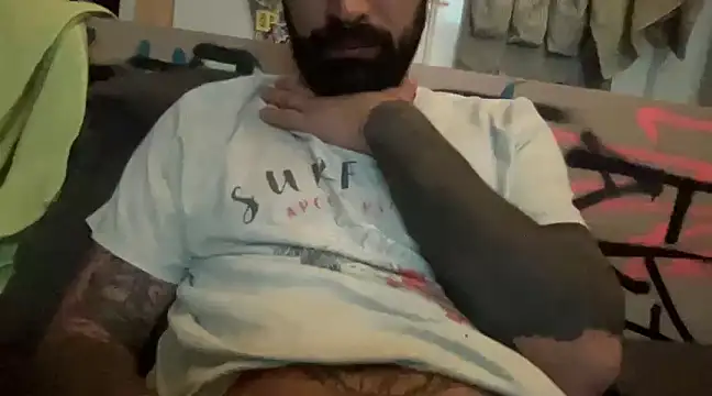 Snapshot of kameray12 chatting on March 2, 2025, 3:08 pm kameray12 online show from March 2, 2025, 3:08 pm