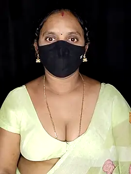 Snapshot of vintage-vibs chatting on March 9, 2026, 6:33 pm vintage-vibs online show from March 9, 2026, 6:33 pm