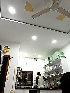 PVNRAO0831 online show from November 1, 2025, 5:18 pm