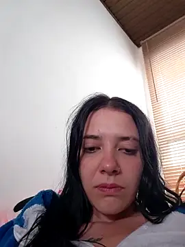 Isabella 21x online show from February 15, 2026, 3:44 pm