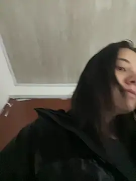 Snapshot of Isabella_21x chatting on March 17, 2025, 12:57 pm Isabella 21x online show from March 17, 2025, 12:57 pm