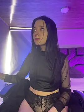 Snapshot of Isabella_21x chatting on April 22, 2026, 12:45 pm Isabella 21x online show from April 22, 2026, 12:45 pm