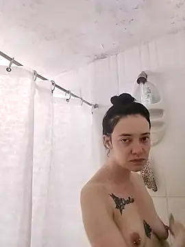 Isabella 21x online show from March 25, 2026, 11:42 am