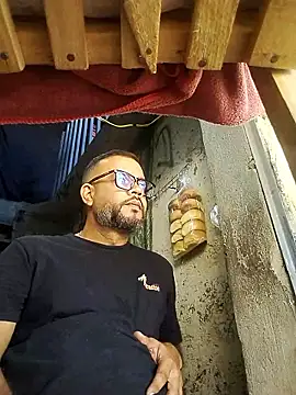 Snapshot of Daos69 chatting on January 11, 2026, 7:43 pm Daos69 online show from January 11, 2026, 7:43 pm