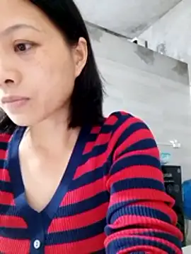 Snapshot of Aninyin22 chatting on December 5, 2025, 1:27 am Aninyin22 online show from December 5, 2025, 1:27 am