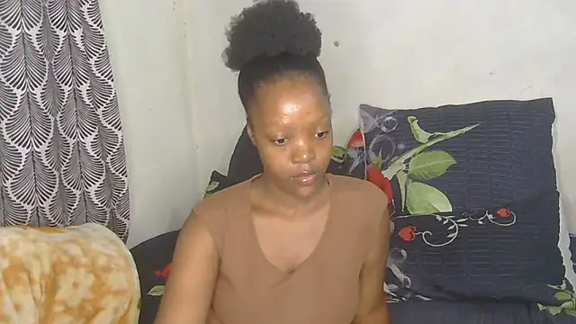 Snapshot of curvysexybody chatting on April 7, 2026, 7:26 pm curvysexybody online show from April 7, 2026, 7:26 pm