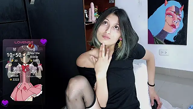 Camila---torres online show from June 12, 2026, 2:20 am