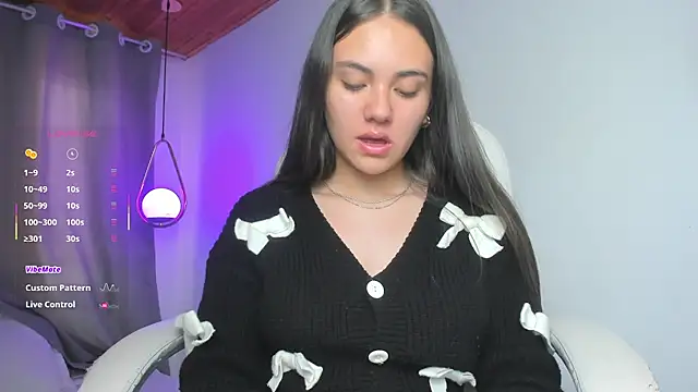 Snapshot of mia_nevaeh chatting on August 4, 2026, 9:52 pm mia nevaeh online show from August 4, 2026, 9:52 pm