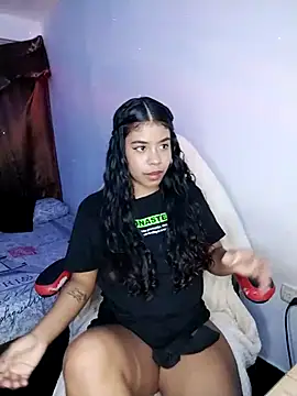 Fanny Klean online show from September 22, 2025, 6:08 am