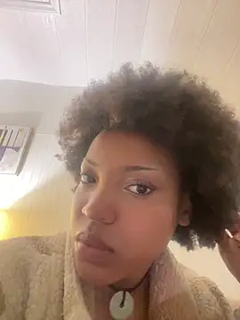 KimiAqua online show from February 21, 2026, 12:40 pm