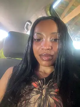 KimiAqua online show from April 3, 2026, 5:52 pm