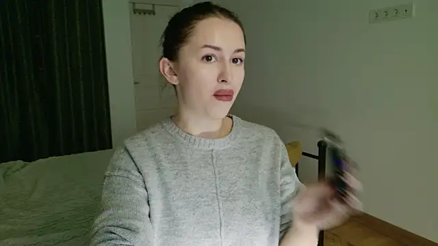 Snapshot of VioletCatt chatting on November 22, 2025, 6:34 am VioletCatt online show from November 22, 2025, 6:34 am