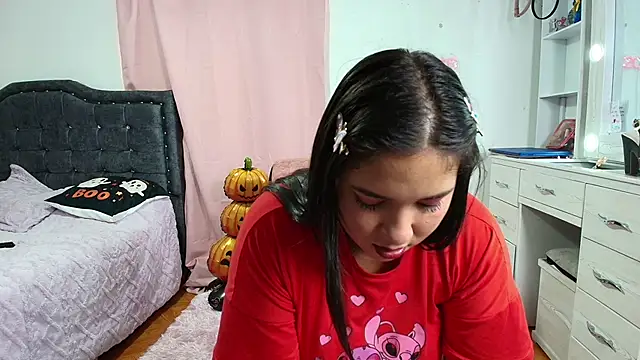 AnnaRosse1 online show from November 9, 2025, 6:45 pm