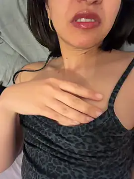 BitchyBratxxx online show from March 12, 2026, 9:30 pm