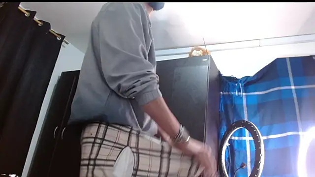 badanyboy online show from November 30, 2025, 2:56 am