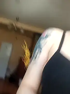 MySweetcum69 online show from October 25, 2025, 9:41 am