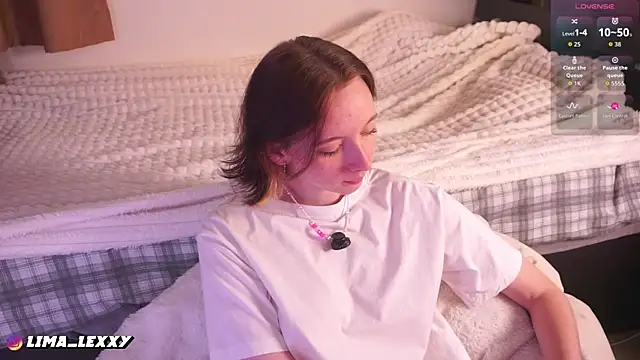 LimaLexxx online show from April 22, 2026, 2:40 am