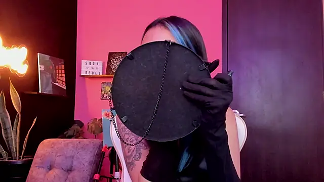 Snapshot of Juanadearco5 chatting on October 31, 2025, 1:19 pm Juanadearco5 online show from October 31, 2025, 1:19 pm