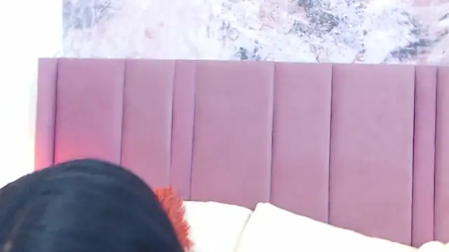 SabrinaDevill online show from October 22, 2025, 1:21 pm