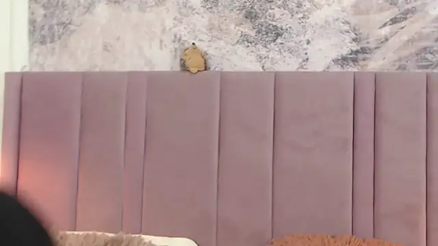 SabrinaDevill online show from November 24, 2025, 1:11 pm