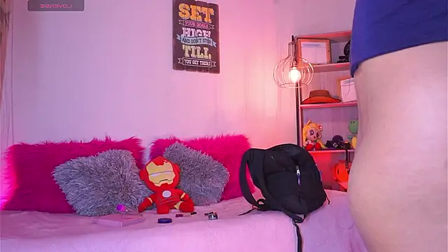 Snapshot of madelyn_rose_ chatting on February 20, 2026, 1:46 am madelyn rose online show from February 20, 2026, 1:46 am