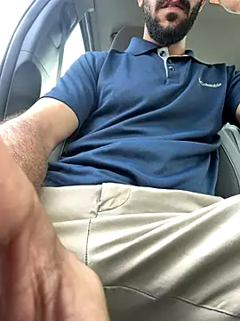 hotisraeli online show from November 4, 2025, 7:56 am