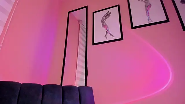 Snapshot of SensualJane2 chatting on November 5, 2025, 2:14 am SensualJane2 online show from November 5, 2025, 2:14 am