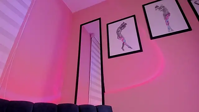 Snapshot of SensualJane2 chatting on November 11, 2025, 10:47 pm SensualJane2 online show from November 11, 2025, 10:47 pm