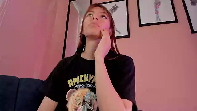 Snapshot of SensualJane2 chatting on September 15, 2025, 9:37 pm SensualJane2 online show from September 15, 2025, 9:37 pm