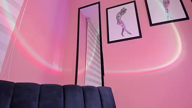 Snapshot of SensualJane2 chatting on October 24, 2025, 1:59 am SensualJane2 online show from October 24, 2025, 1:59 am