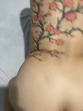 Putaepirocudo online show from December 27, 2024, 6:42 pm