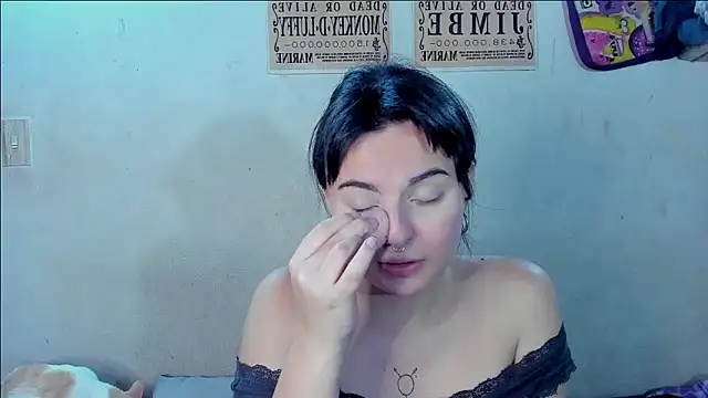 Snapshot of elizabethtaylorxxx chatting on November 1, 2025, 1:12 am elizabethtaylorxxx online show from November 1, 2025, 1:12 am