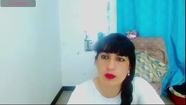 cristina connor online show from November 21, 2025, 3:16 am