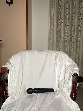 SierraFox  online show from March 5, 2025, 7:17 pm