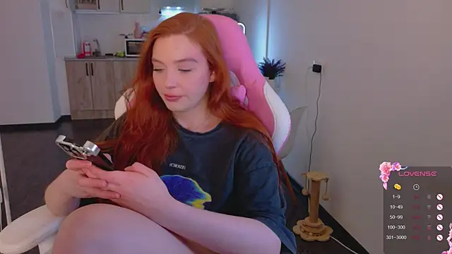 cinnabon girls online show from April 8, 2026, 5:03 pm