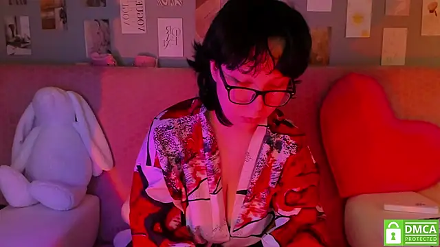 Snapshot of dreamgirllovee chatting on March 1, 2025, 1:00 am dreamgirllovee online show from March 1, 2025, 1:00 am