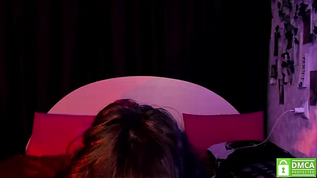 Snapshot of dreamgirllovee chatting on October 24, 2025, 10:09 pm dreamgirllovee online show from October 24, 2025, 10:09 pm