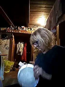 Snapshot of eva2023sexy chatting on March 20, 2025, 4:53 pm eva2023sexy online show from March 20, 2025, 4:53 pm