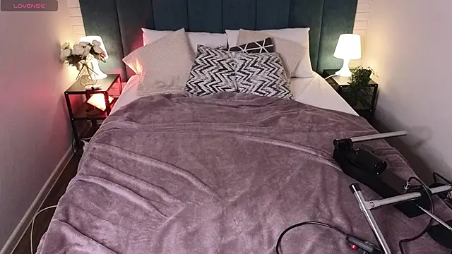 Snapshot of Peneloppa_Star chatting on November 16, 2025, 9:08 pm Peneloppa Star online show from November 16, 2025, 9:08 pm