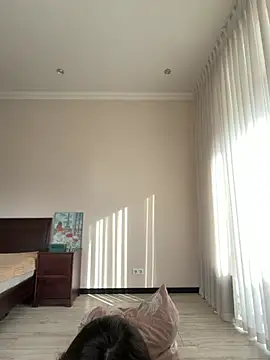 Hott Lolla online show from January 13, 2026, 8:29 am